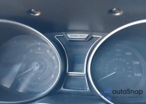 2015 Hyundai Veloster Turbo z USA, uszkodzony, nr VIN KMHTC6AE3FU240657